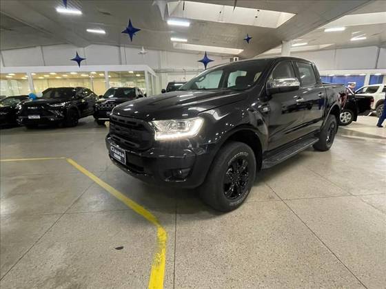 FORD RANGER 3.2 XLT 4X4 CD 20V DIESEL 4P AUTOMÁTICO FORD RANGER 3.2 XLT 4X4 CD 20V DIESEL 4P AUTOMÁTICO